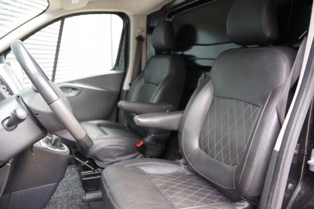 Renault TRAFIC 2.0 dCi SPORT 170PK AUT. LED, 2X SCHUIFDEUR, LEDER, TREKHAAK, CAMERA, NAVI, CRUISE, CLIMA, PARKEERSENSOREN, APPLE CARPLAY