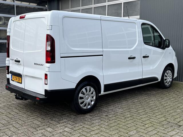 Renault TRAFIC 1.6 dCi 126 PK L1H1 BPM vrij Airco Cruise Controle 3 persoons Trekhaak 2500kg Euro 6 Dealer onderhouden 1e eigenaar