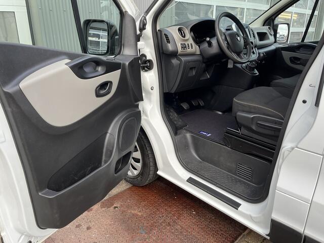 Renault TRAFIC 1.6 dCi 126 PK L1H1 BPM vrij Airco Cruise Controle 3 persoons Trekhaak 2500kg Euro 6 Dealer onderhouden 1e eigenaar