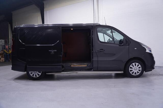 Renault TRAFIC 2.0 dCi 120 pk L2H1 Navi, Camera, NAP Airco ECC, LED Koplampen, Sidebars, 2-Zits