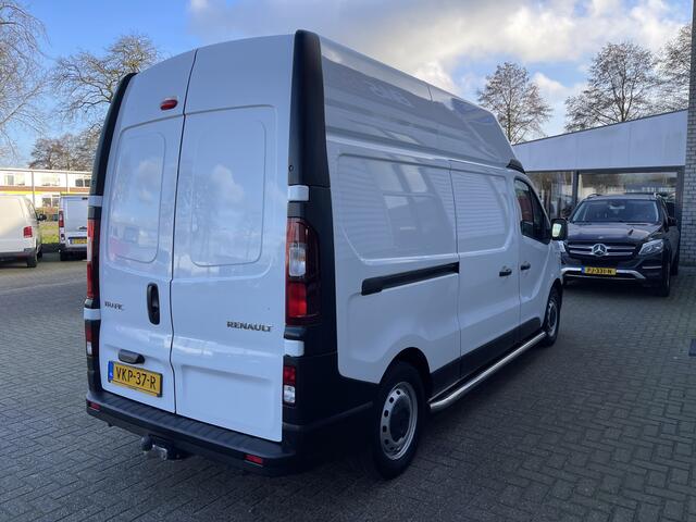 Renault TRAFIC 2.0 dCi 170pk T29 L2H2 Comfort / vaste prijs rijklaar ¤ 19.950 ex btw / lease vanaf ¤ 366 / airco / cruise / navigatie / pdc achter / trekhaak / euro 6 diesel / geschikt voor camper ombouw !