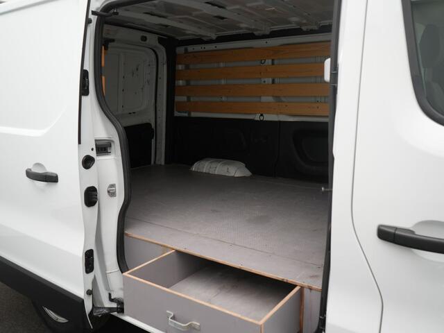 Renault TRAFIC 2.0 dCi 120 T27 L1H1 Work Edition - Trekhaak - Imperiaal