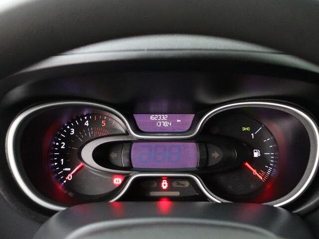 Renault TRAFIC 2.0DCi 170PK Automaat Lang | Airco | Cruise | 3-Persoons | Trekhaak | Betimmering