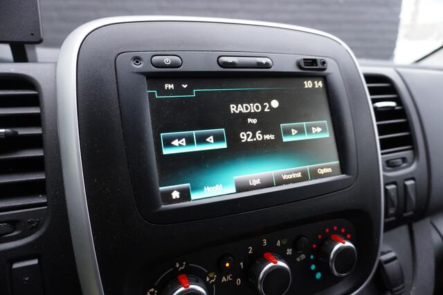 Renault TRAFIC 2.0 dCi 120PK EURO 6 - Airco - Navi - Cruise - ¤ 13.950,- Excl.
