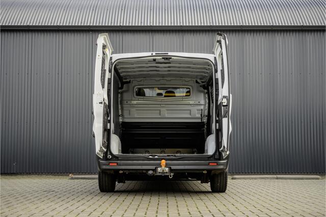 Renault TRAFIC 2.0 dCi L2H1 | Euro 6 | Automaat | LED | 146 PK | Cruise | Airco | Camera
