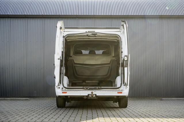Renault TRAFIC 2.0 dCi L2H1 | 120 PK | Euro 6 | 5-Persoons | Cruise | Airco | DC