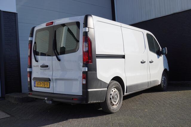 Renault TRAFIC 2.0 dCi 120PK EURO 6 - Airco - Navi - Cruise - ¤13.900,- Excl.