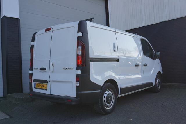 Renault TRAFIC 1.6 dCi EURO 6 - Airco - Navi - Cruise - 2x Schuifdeur ¤14.900,- Excl.