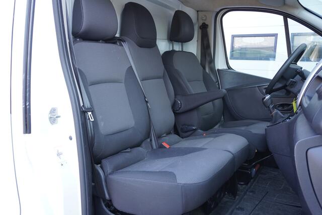 Renault TRAFIC 1.6 dCi EURO 6 - Airco - Navi - Cruise - 2x Schuifdeur ¤14.900,- Excl.
