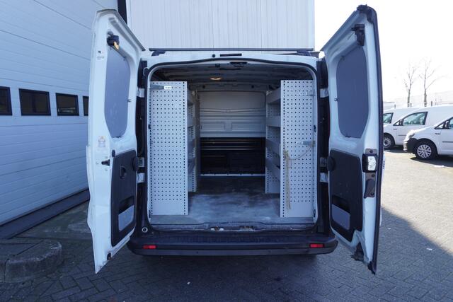 Renault TRAFIC 1.6 dCi EURO 6 - Airco - Navi - Cruise - 2x Schuifdeur ¤14.900,- Excl.