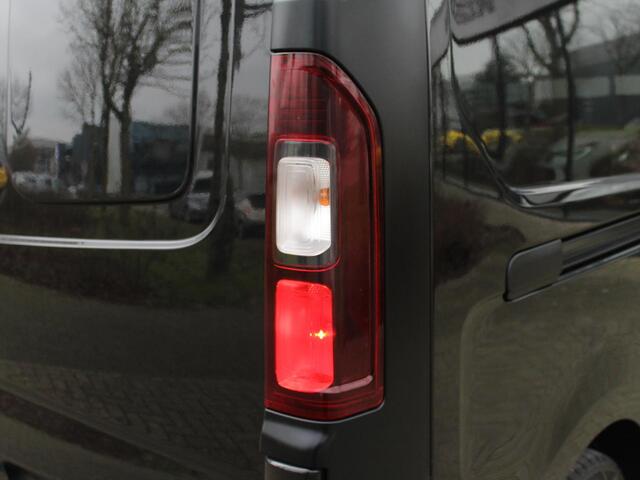 Renault TRAFIC 2.0 dCi 150 T29 L2H2 Comfort / DEALER ONDEROUDEN / NAVI / PARKEERSENSOREN / CRUISE CONTROL / AIRCO / APPLE CARPLAY / ANDROID AUTO / REGENSENSOR