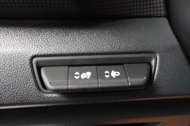 Renault TRAFIC 2.0 150PK T30 L2H1 BPM VRIJ! BPM VRIJ! Airco Bluetooth Camera Cruise PDC Trekhaak