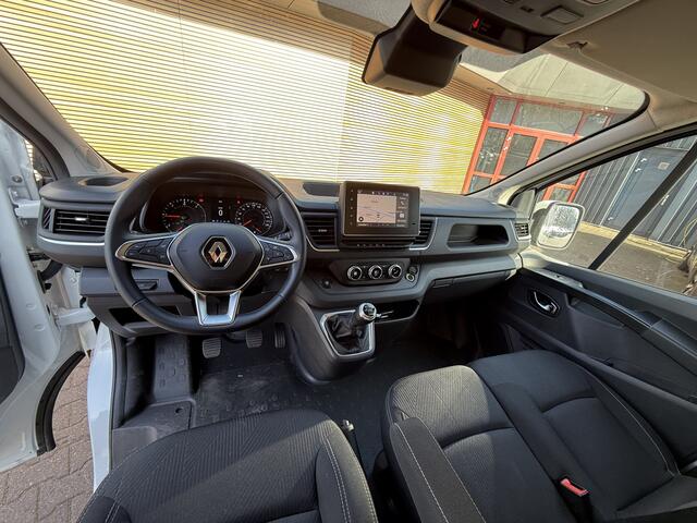 Renault TRAFIC 2.0 Blue dCi 130 T30 L2H1 Luxe Black Edition Spoiler / Lm Velgen / Navi / Camera / Betimmering