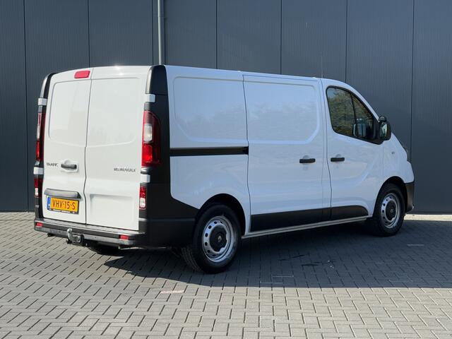 Renault TRAFIC 2.0 dCi 120 PK / L1H1 / 1e EIG. / 2x SCHUIFDEUR / TREKHAAK / AIRCO / CRUISE / 3-ZITS