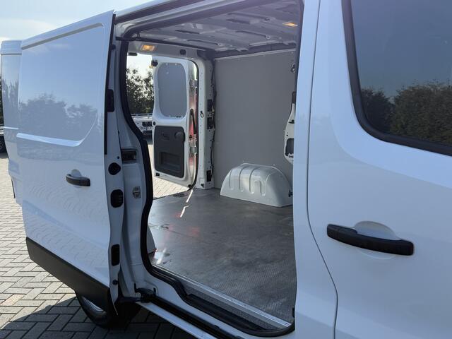 Renault TRAFIC 2.0 dCi 120 PK / L1H1 / 1e EIG. / 2x SCHUIFDEUR / TREKHAAK / AIRCO / CRUISE / 3-ZITS