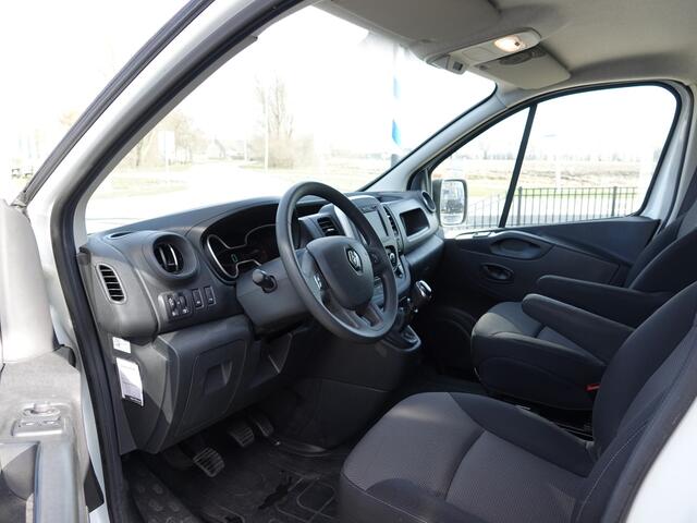 Renault TRAFIC 2.0 dCi 120PK T29 L1H1 Comfort TREKH. | 2x SCHUIF | MOOIE INRICHTING | NAVI