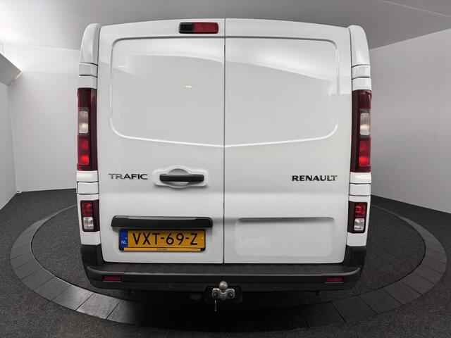 Renault TRAFIC 2.0 dCi 130 T30 L2H1 Work Edition | Navigatie | Achteruitrijcamera | Betimmering | Trekhaak | Sidebars
