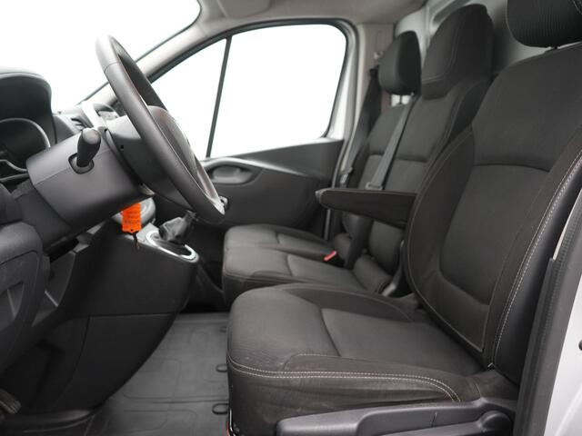 Renault TRAFIC 2.0 dCi 120 T29 L2H1 Comfort - Trekhaak - Imperiaal - Achteruitrijcamera - Navigatie