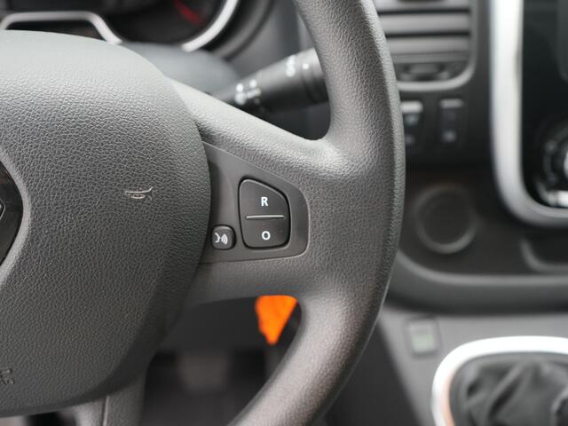 Renault TRAFIC 2.0 dCi 120 T29 L2H1 Comfort - Trekhaak - Imperiaal - Achteruitrijcamera - Navigatie
