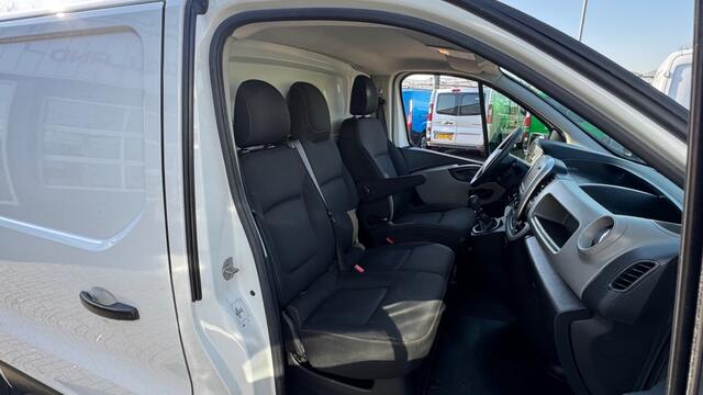 Renault TRAFIC 1.6 DCI 70KW 95PK EURO 6 AIRCO/ CRUISE CONTROL/ NAVIGATIE/ PARKE