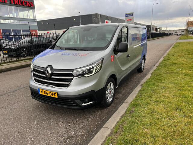 Renault TRAFIC E-Tech Red L2 H1, Airco, Nav, Camera
