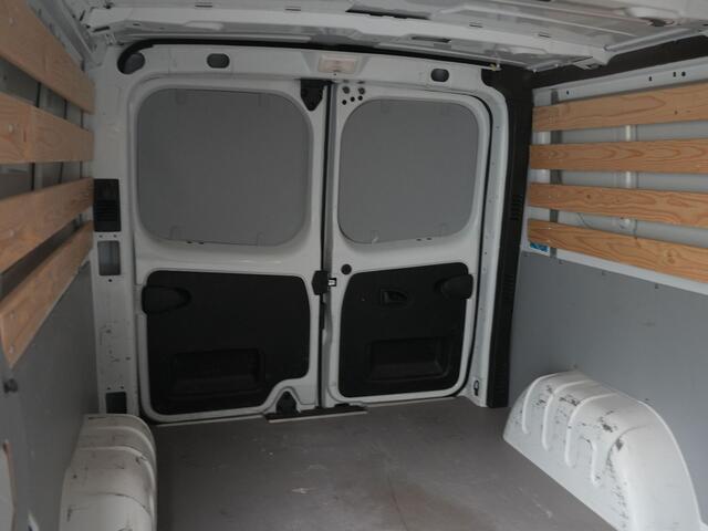 Renault TRAFIC 2.0 dCi 130 T30 L2H1 Work Edition - Trekhaak - Sidebars