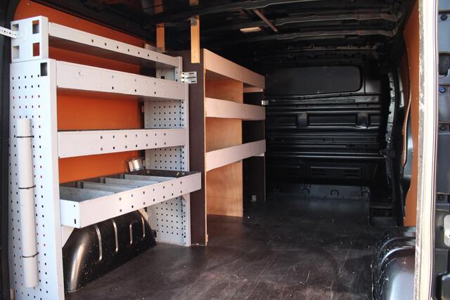 Renault TRAFIC 2.0dCi 130pk T30 L2H1 Work Edition | Trekhaak | Cruise | Camera | Carplay/Android | Lease 414,- p/m
