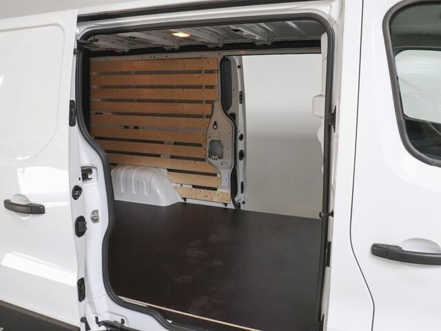 Renault TRAFIC 2.0 150PK L2H1 Advance 2x schuifdeur Navigatie Camera Cruise control Trekhaak Parkeersensoren Airco