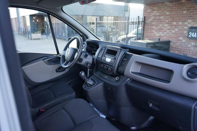 Renault TRAFIC 1.6 dCi T27 L1H1 Comfort , Bluetooth, Trekhaak, 3-zitter, 1e-eigenaar, Nieuwe OH-Beurt.