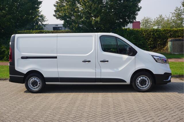 Renault TRAFIC T30 L2H1 150PK EDC AUT BPM VRIJ!! Blis, Easylink Apple CP / Cam, Trekhaak 2x Schuifdeur!! NR. 318
