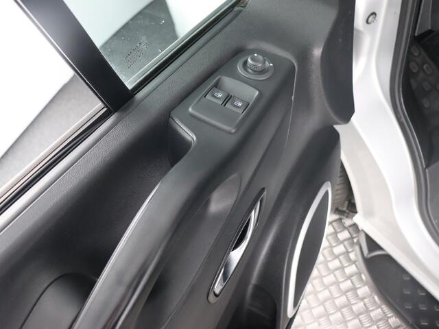 Renault TRAFIC 2.0 DCI 145 T29 L2H1 Dubbel Cabine! (NL-Auto / Camera / PDC V+A / Cruise / Navi / Trekhaak)
