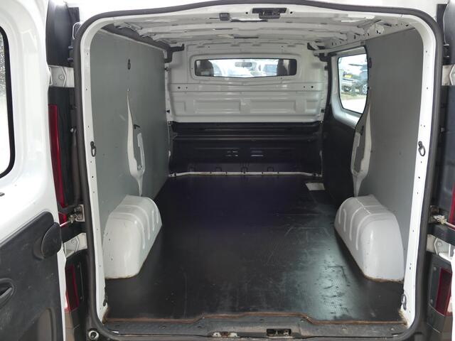 Renault TRAFIC 1.6 dCi T27 L1H1 Comfort | cruise control | navigatie |airco | trekhaak | exclusief BTW