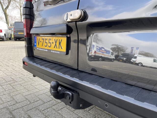 Renault TRAFIC 1.6 dCi 125pk T29 L2H1 DC 5 persoons Comfort Energy / rijklaar ¤ 19.850 ex btw / lease vanaf ¤ / airco / cruise / r-link navigatie / achteruit rijcamera / trekhaak / zwart metallic !