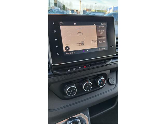 Renault TRAFIC 2.0 dCi 150 T29 L1H1 GB Comfort EDC AUT | automaat | navigatie | trekhaak | incl. Bovag rijklaarpakket met 12 maanden garantie |