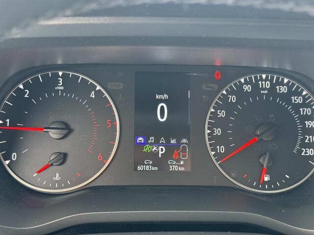 Renault TRAFIC 2.0 dCi 150 T29 L2H1 DC Business AUTOMAAT | AIRCO | CRUISE CONTROL | TREKHAAK NAVIGATIE | CAMERA | PARKEER SENSOREN VOOR + ACHTER |