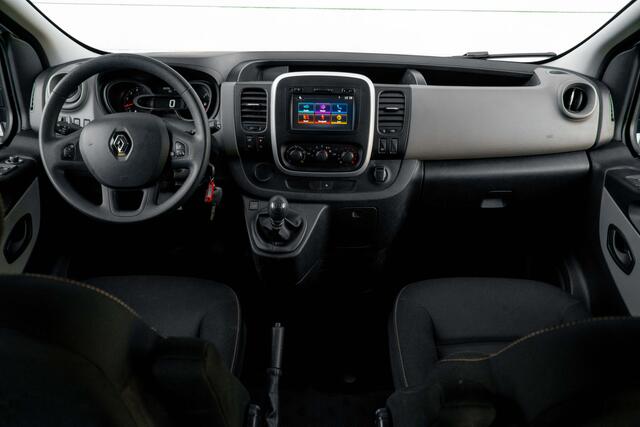 Renault TRAFIC 1.6 dCi T29 125 PK L2H1 Dubbele Cabine Luxe | Trekhaak | Camera | Airco | Cruise | NAVI | Side Steps | 2000 kg trekgewicht | | incl. Bovag rijklaarpakket met 12 maanden garantie |