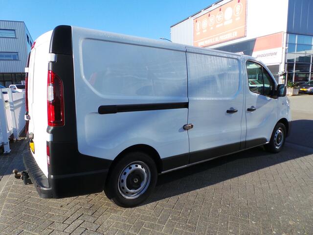 Renault TRAFIC 1.6 dCi T29 L2H1 Comfort Energy Airco,Cruise,Navi,Pdc,Trekhaak 3 persoons