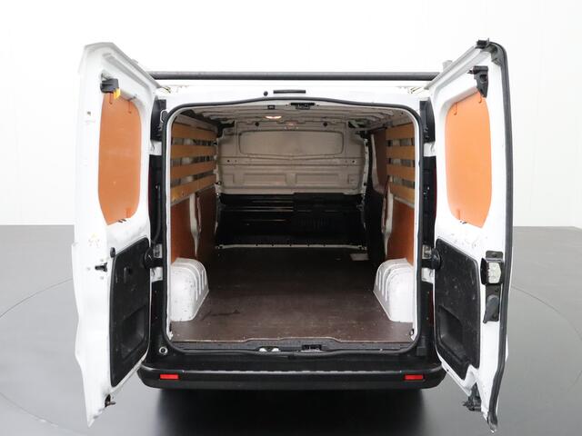 Renault TRAFIC 2.0DCi 120PK Lang Imperiaal | Navigatie | Airco | 3-Persoons | Betimmering