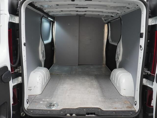 Renault TRAFIC 2.0DCI 120PK T29 L1H1 Comfort 3-Persoons Trekhaak 2X Schuifdeur Airco CruiseControl Bluetooth Wandbetimmering Vloerbekleding 1e Eigenaar EURO 6 CI