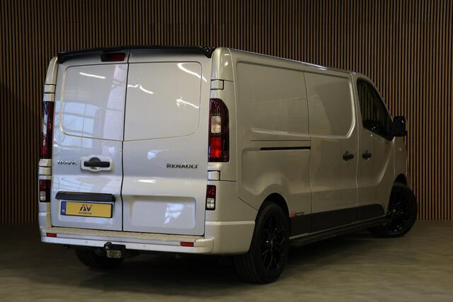 Renault TRAFIC 2.0 dCi 145 PK L2H1 | Camera | CarPlay | Stoelverwarming | Lederen bekleding | LED | Navigatie | Cruise control | Trekhaak | DAB | NAP Logisch