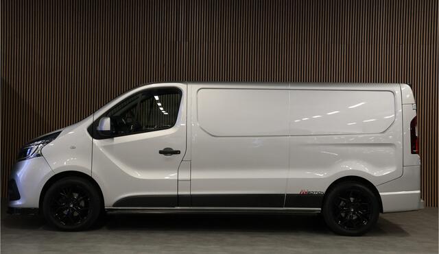 Renault TRAFIC 2.0 dCi 145 PK L2H1 | Camera | CarPlay | Stoelverwarming | Lederen bekleding | LED | Navigatie | Cruise control | Trekhaak | DAB | NAP Logisch
