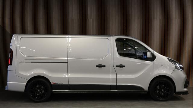 Renault TRAFIC 2.0 dCi 145 PK L2H1 | Camera | CarPlay | Stoelverwarming | Lederen bekleding | LED | Navigatie | Cruise control | Trekhaak | DAB | NAP Logisch