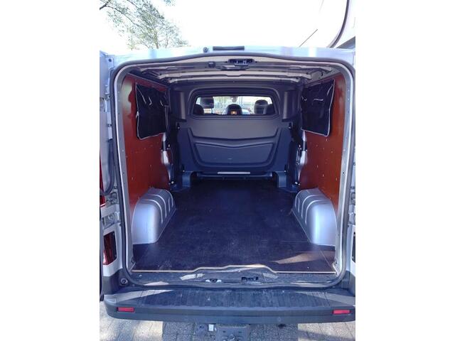 Renault TRAFIC III 2.0 dCi 145 L2H1 DC Autom. Full LED, Camera, LM 17", dubbele schuifdeur, Navi, stoelverw.