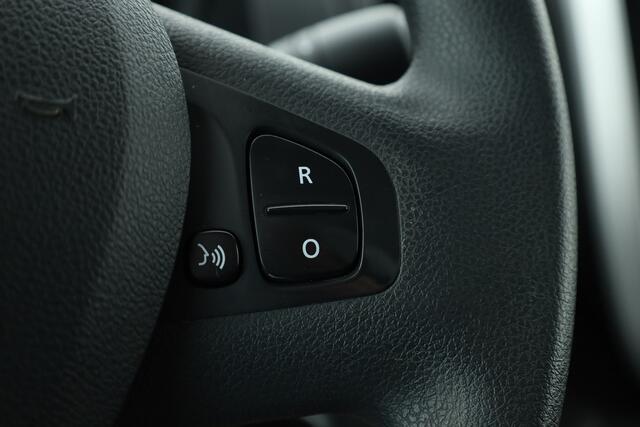 Renault TRAFIC 2.0 dCi 120 T29 L2H1 Comfort | Navi | Cruise | 3 Pers. | Betimmering | LED