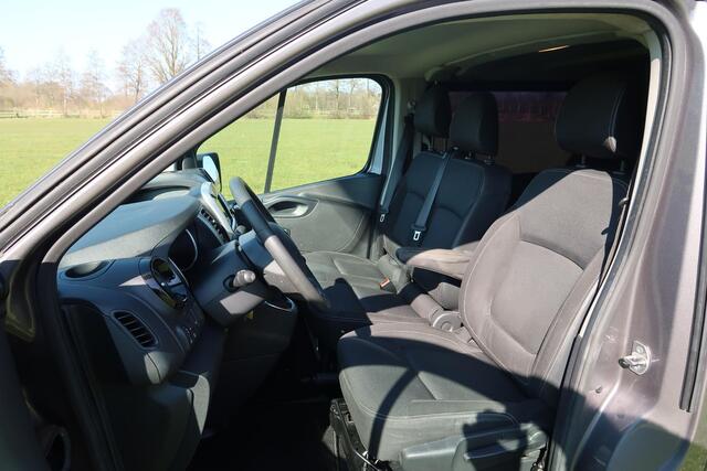 Renault TRAFIC 2.0 dCi 120 T29 L2H1 DC Work Edition RIJKAAR 6 PERSOONS DUBBEL CABINE AIRCO MULTIF STUUR