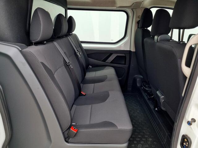 Renault TRAFIC 2.0 dCi 130 T29 L2H1 DC Work Edition / Trekhaak (2500KG Trekgewicht) / 6 Persoons / Navigatie / Camera / Airco