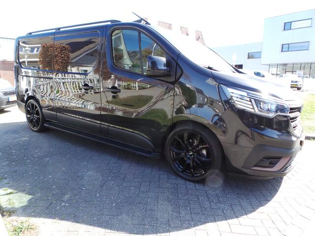 Renault TRAFIC 2.0 dCi 150pk Aut. T30 L2H1 Work Edition Navi,Camera,Leer,19"Lmv,Pdc,Trekhaak Dikke bus