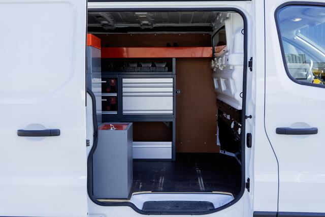 Renault TRAFIC 1.6 dCi | L1H1 | Navigatie | Cruise | Inrichting | PDC | Airco | Euro 6