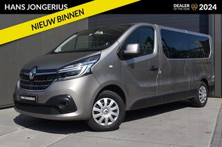 renault-trafic-passenger-2.0-dci-12