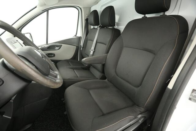 Renault TRAFIC 1.6 dCi L2H1 Glasresteel Airco Cruise Navi Glasauto 3 Persoons Elektrpakket Imperiaal Trekhaak
